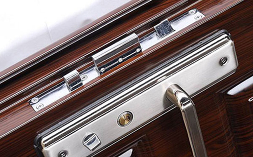 商丘開鎖電話(開保險柜汽車鎖)