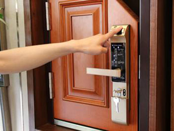 肥城換鎖芯(24小時(shí)換鎖電話)